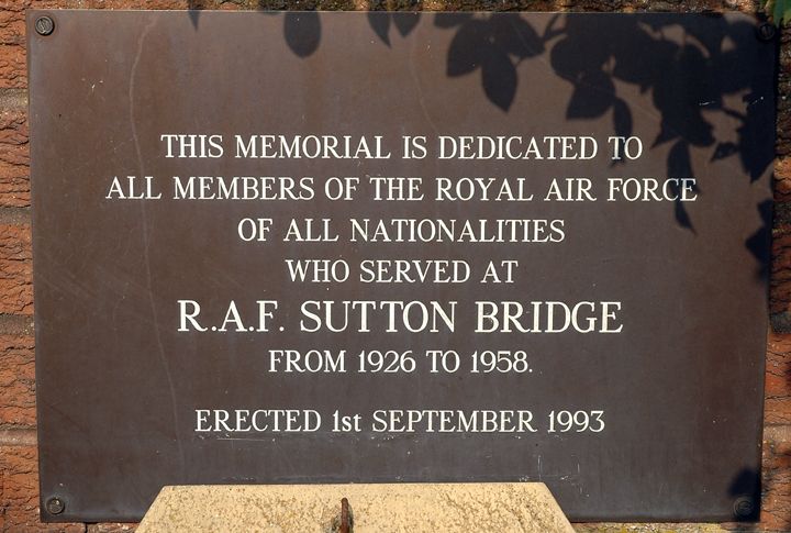 RAF Sutton Bridge memorial